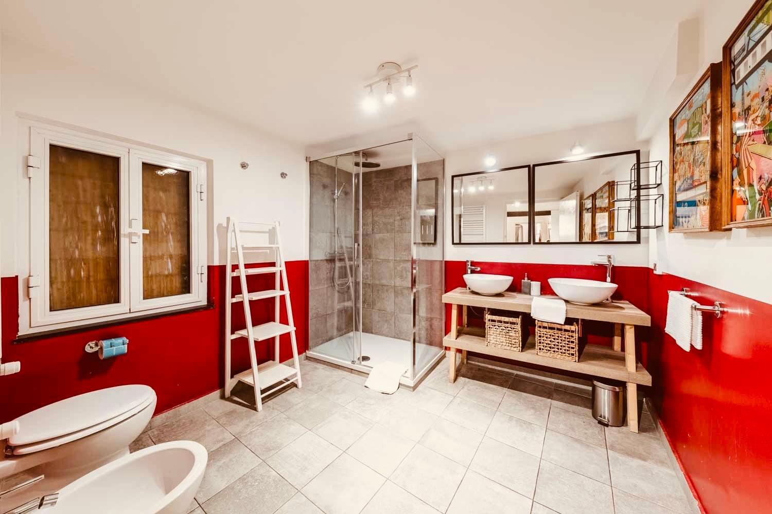 New In Historical Center Apartment