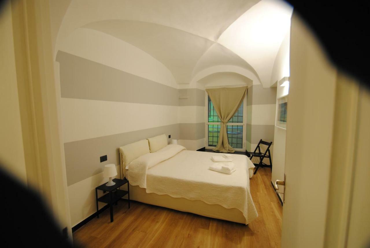 New In Historical Center Genoa